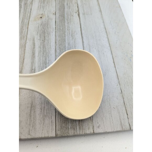 Hutzler Solid Serving Ladle Soup Spoon Melamine 11" White No 705 - Picture 7 of 7
